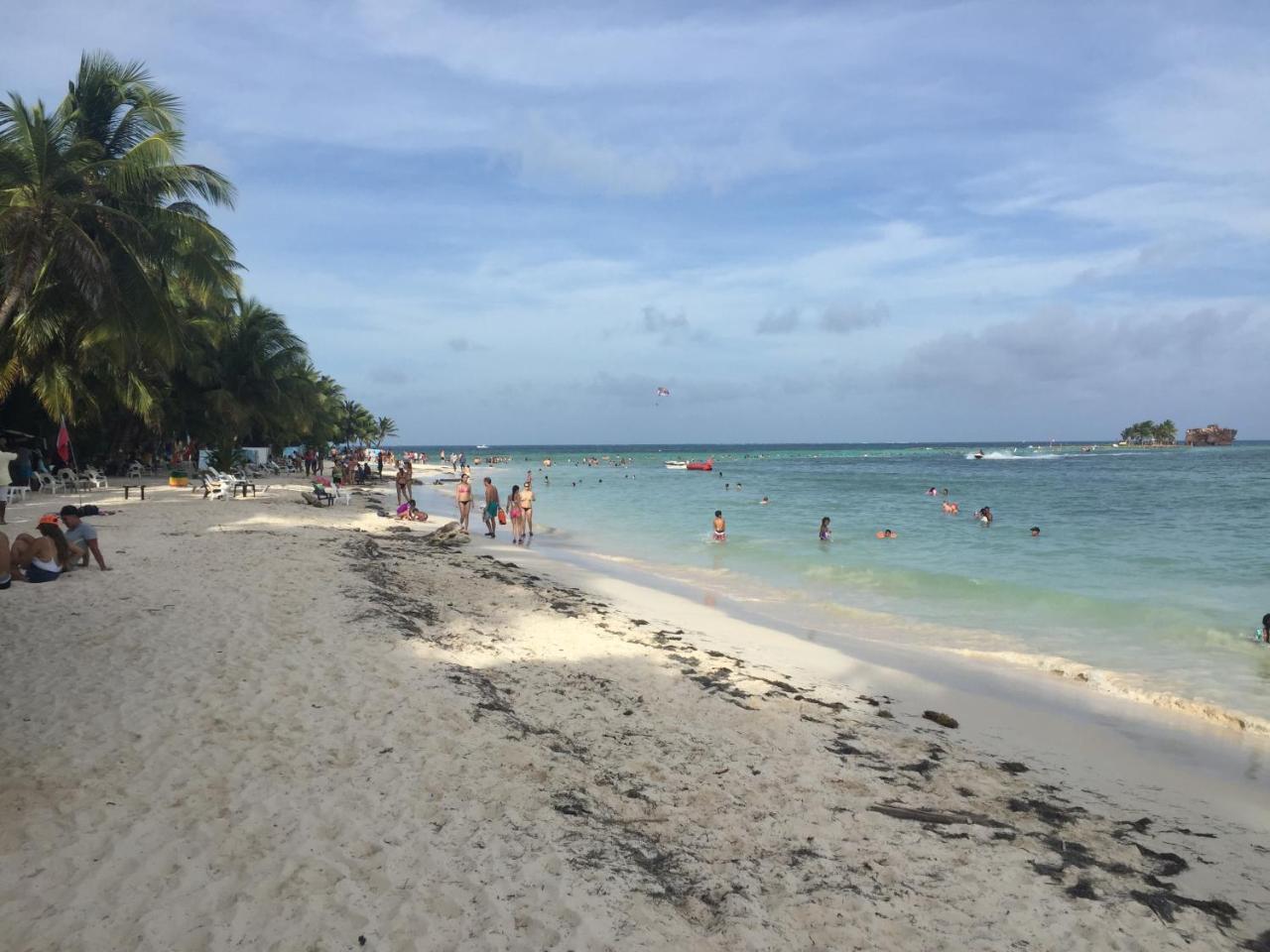Lehas Place Hotel San Andrés Екстериор снимка